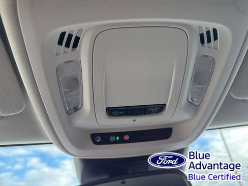 Used 2024 Buick Envision Preferred image 32