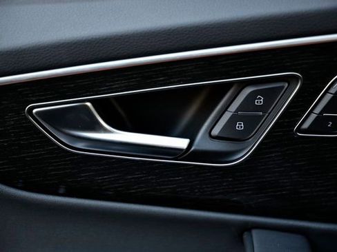 New 2026 Audi Q7 3.0T Premium Plus image 15