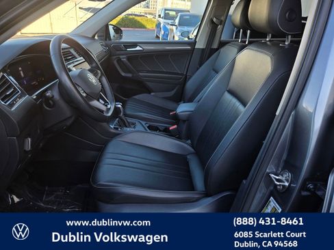 Certified 2022 Volkswagen Tiguan SE image 12