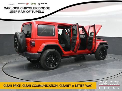 Used 2025 Jeep Wrangler Unlimited Sahara w/ Safety Group AWD/4WD image 46