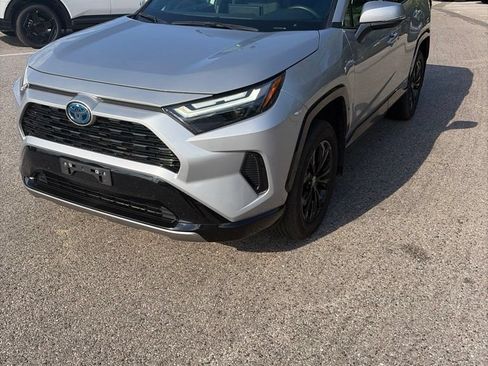 Used 2024 Toyota RAV4 SE w/ Convenience Package AWD/4WD image 1