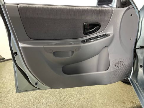 Used 2005 Hyundai Accent GLS FWD image 19