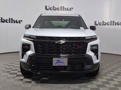 New 2026 Chevrolet Traverse RS w/ LPO, Floor Liner Package image 2