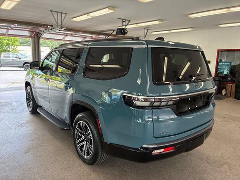 New 2026 Jeep Grand Wagoneer 4WD image 25