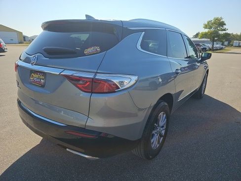 Used 2024 Buick Enclave Premium image 4