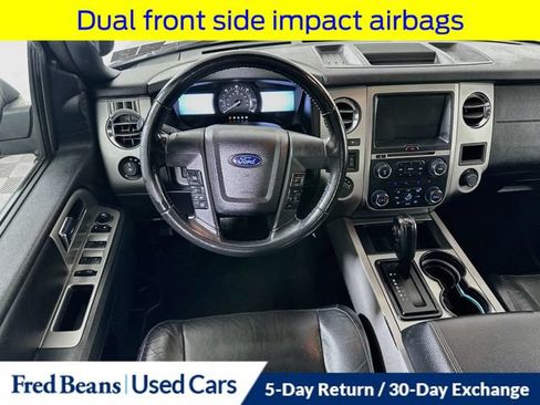 Used 2016 Ford Expedition XLT w/ Equipment Group 202A AWD/4WD image 29
