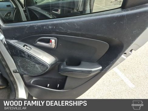 Used 2013 Hyundai Tucson Limited w/ Premium Pkg image 28