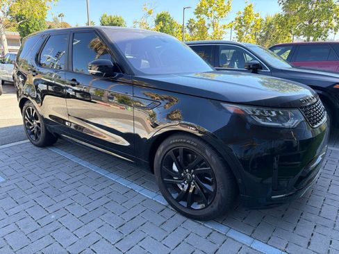 Used 2020 Land Rover Discovery Landmark AWD/4WD image 1