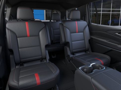 Used 2024 Chevrolet Traverse RS w/ LPO, Floor Liner Package AWD/4WD image 46