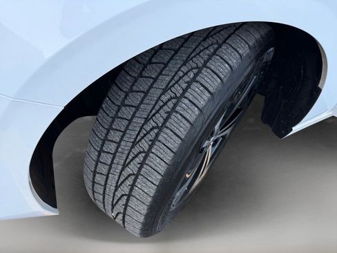 Used 2023 Nissan Sentra SV FWD image 10
