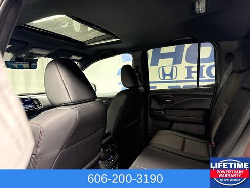 New 2026 Honda Ridgeline Black Edition image 15
