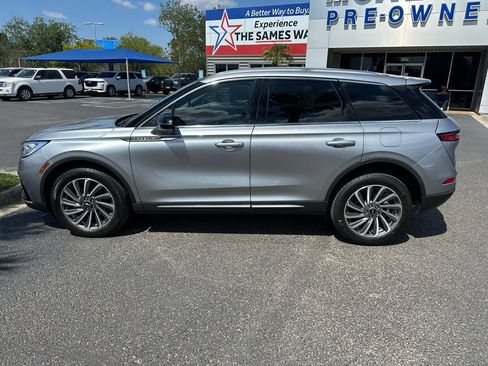 Used 2024 Lincoln Corsair Reserve w/ Equipment Group 201A FWD image 3