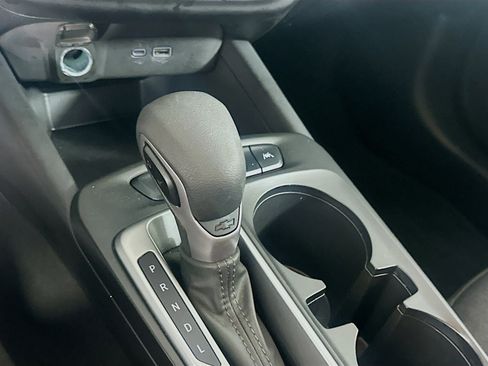 Used 2025 Chevrolet Trax LS image 23