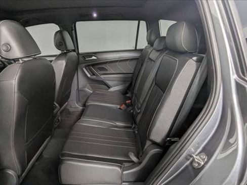 Used 2023 Volkswagen Tiguan SE R-Line FWD image 18