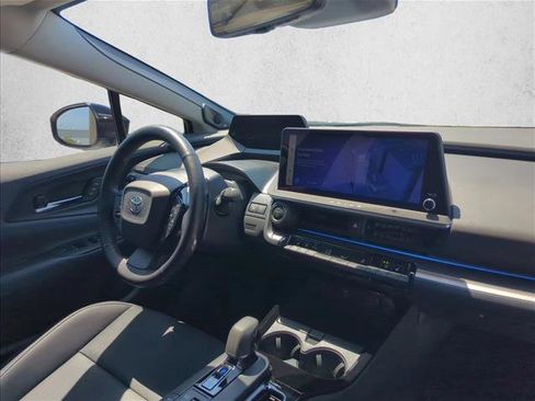 Used 2024 Toyota Prius Limited w/ Limited Premium Package FWD image 27