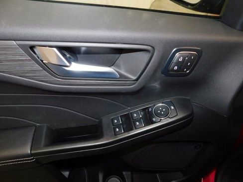 New 2026 Ford Escape Platinum w/ Premium Technology Package image 16