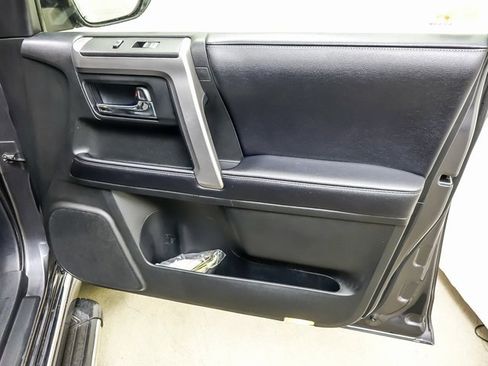 Used 2019 Toyota 4Runner Limited image 27