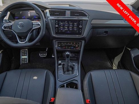 Used 2024 Volkswagen Tiguan SE R-Line image 27