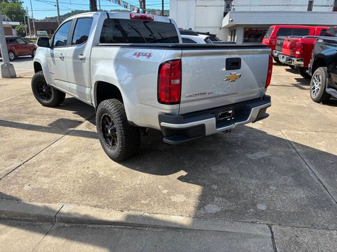 Used 2020 Chevrolet Colorado LT AWD/4WD image 3