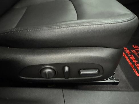 Used 2022 Chevrolet Malibu Premier FWD image 45