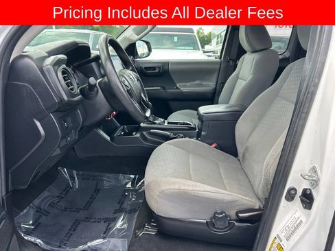 Used 2022 Toyota Tacoma SR RWD image 2