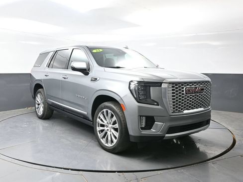 Used 2023 GMC Yukon Denali AWD/4WD image 6