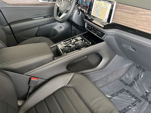 New 2026 Volkswagen Atlas SEL image 16