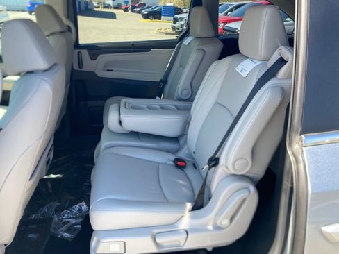 New 2026 Honda Odyssey EX-L image 8