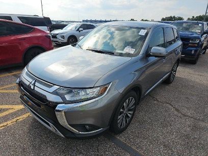 Used 2020 Mitsubishi Outlander SE