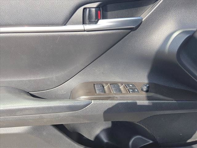 Used 2023 Toyota Camry LE FWD image 23
