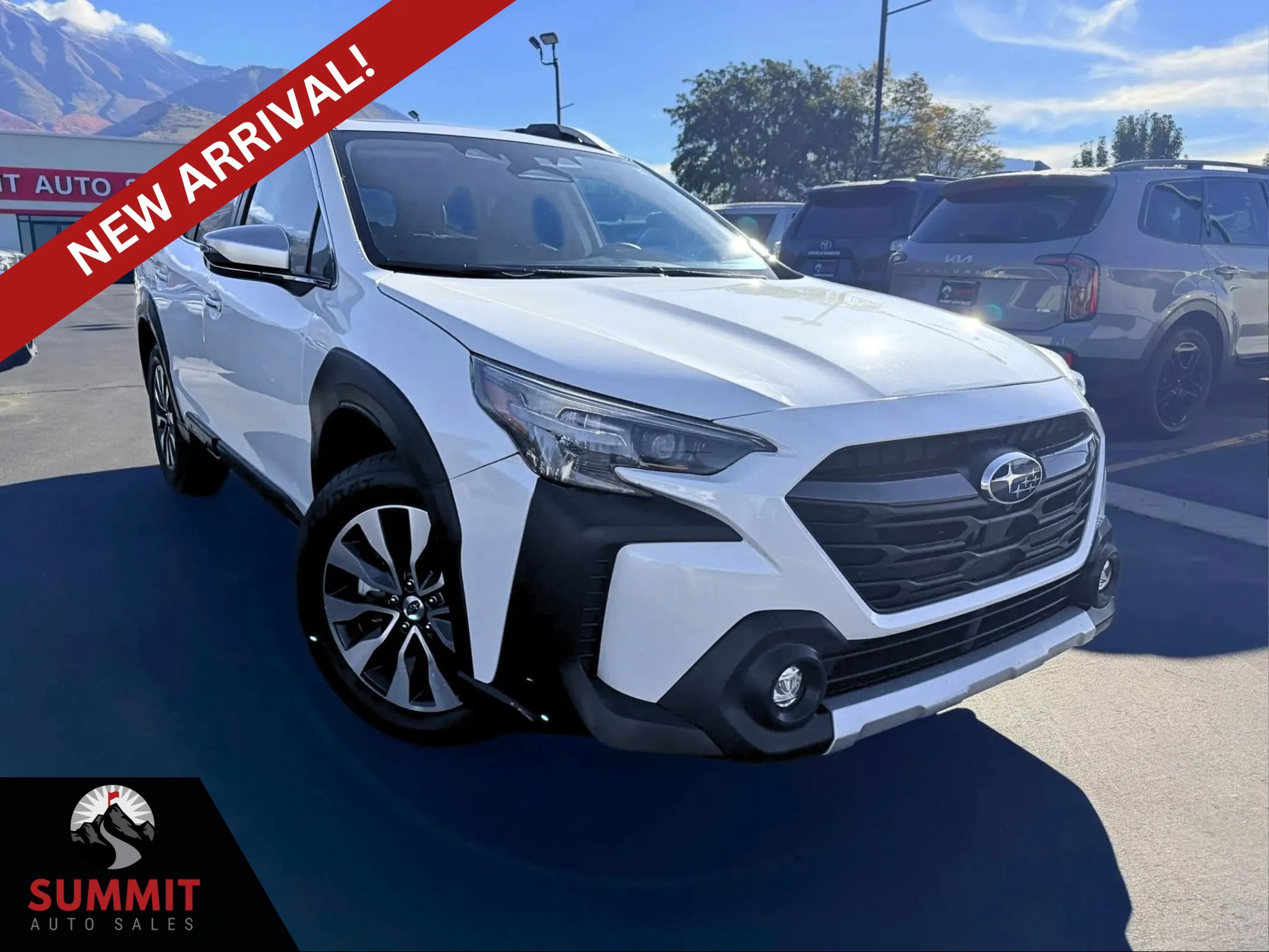 Used 2024 Subaru Outback Touring AWD/4WD image 1