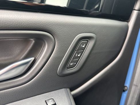 Used 2025 Honda Pilot TrailSport image 29