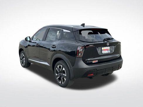 New 2026 Nissan Kicks SV w/ SV Premium Package image 3