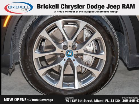 Used 2024 BMW X5 xDrive50e image 44