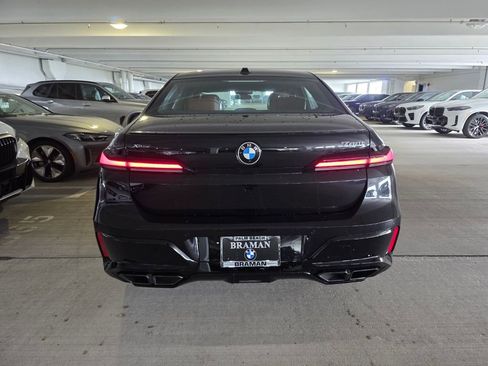 New 2026 BMW 760i xDrive w/ Luxury Rear Seating Package AWD/4WD image 5
