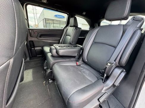 Used 2025 Honda Odyssey Sport-L image 13