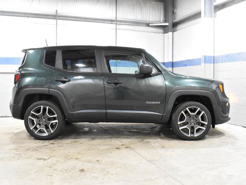 Used 2021 Jeep Renegade Sport image 26