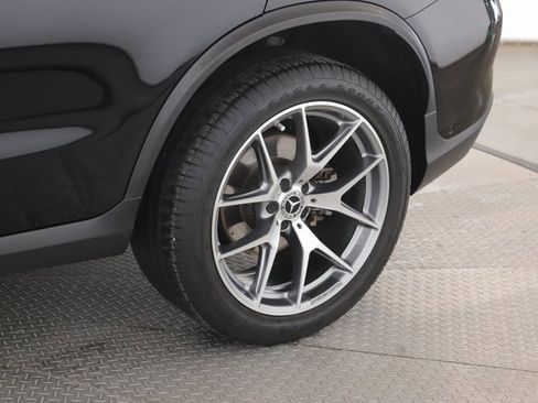 Used 2021 Mercedes-Benz GLC 300 4MATIC image 14