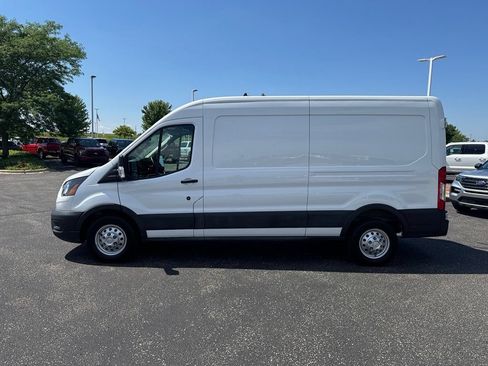 Used 2024 Ford Transit 150 148 Medium Roof AWD image 9