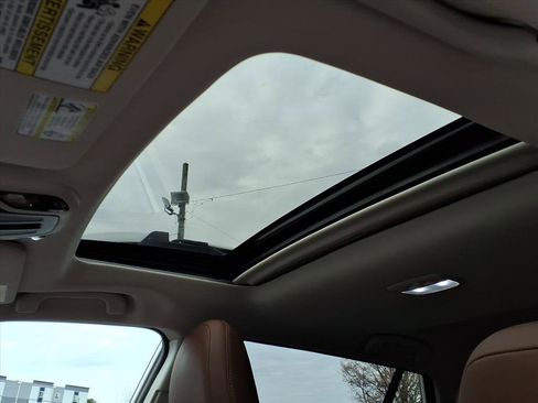 Certified 2025 Subaru Outback Touring w/ Popular Package #2 image 4