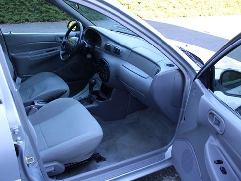 Used 2002 Ford Escort Sedan image 13
