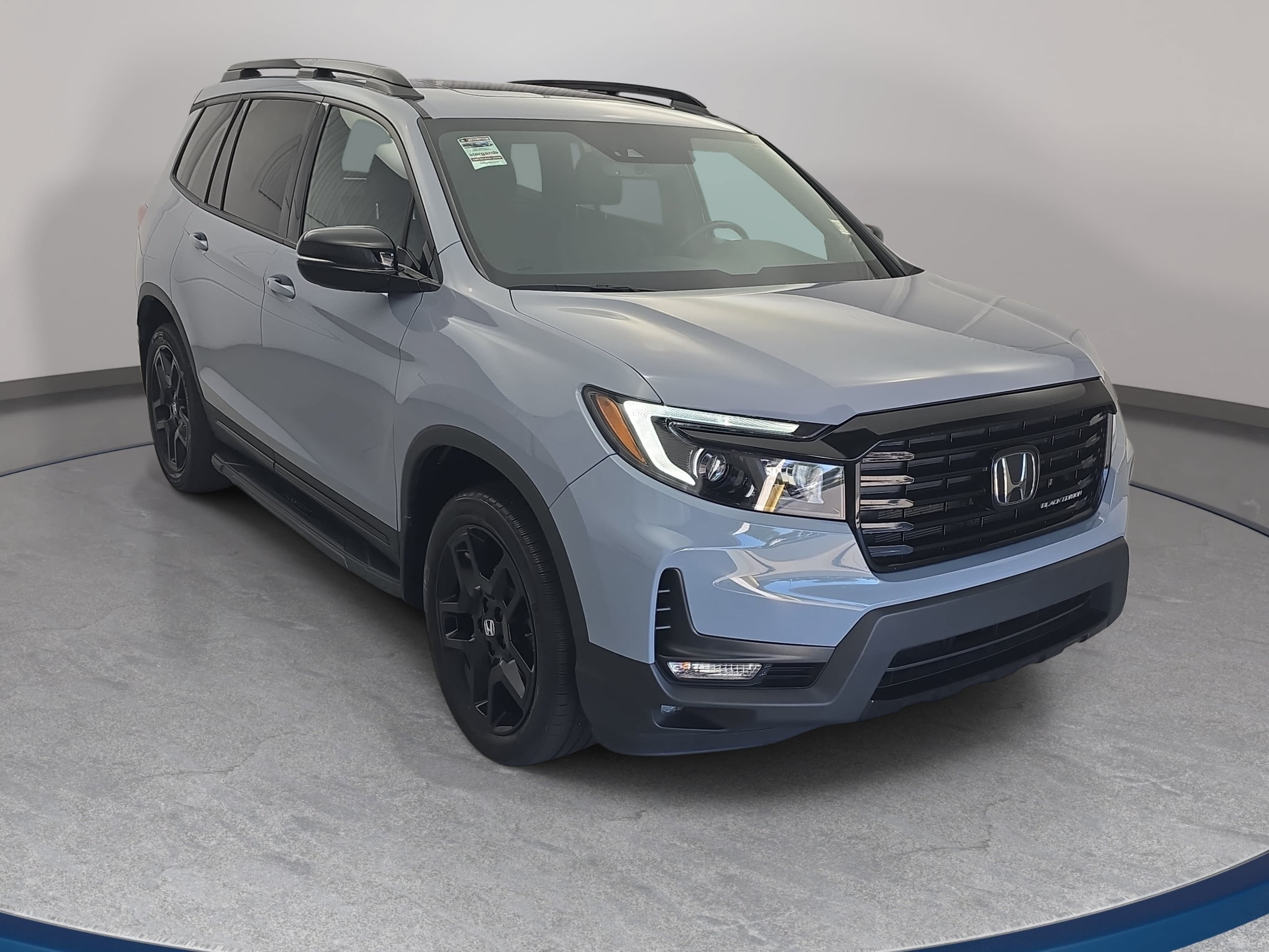 Used 2024 Honda Passport Black Edition image 3