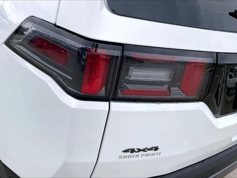 New 2026 Jeep Cherokee Overland w/ Advanced Pro Tech Group AWD/4WD image 14