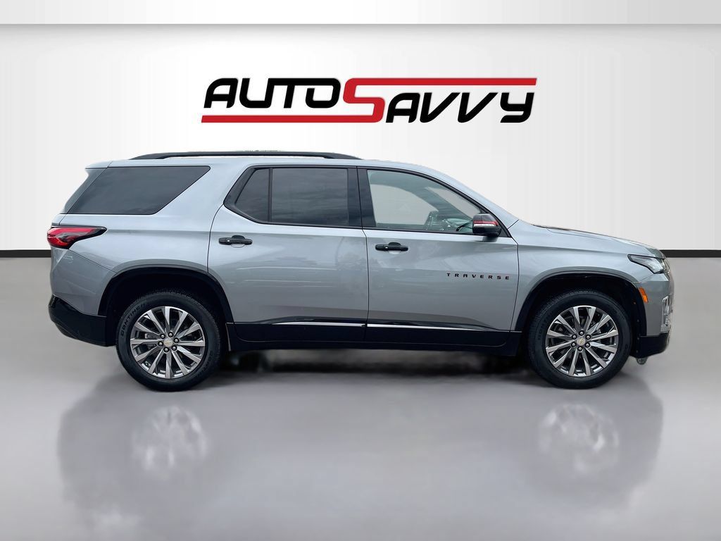 Used 2023 Chevrolet Traverse Premier w/ Redline Edition AWD/4WD image 8