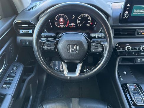 Used 2023 Honda Pilot EX-L image 16