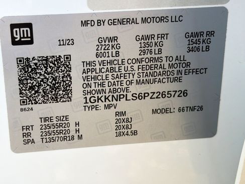 Used 2023 GMC Acadia Denali w/ Denali Technology Package FWD image 34