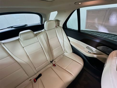 Used 2020 Mercedes-Benz GLE 350 w/ Premium Package image 14