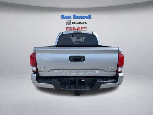 Used 2023 Toyota Tacoma SR5 w/ Technology Package AWD/4WD image 7