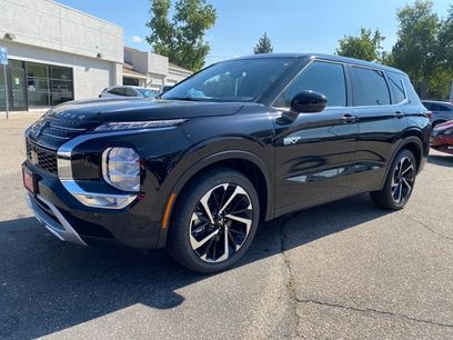 New 2025 Mitsubishi Outlander SE