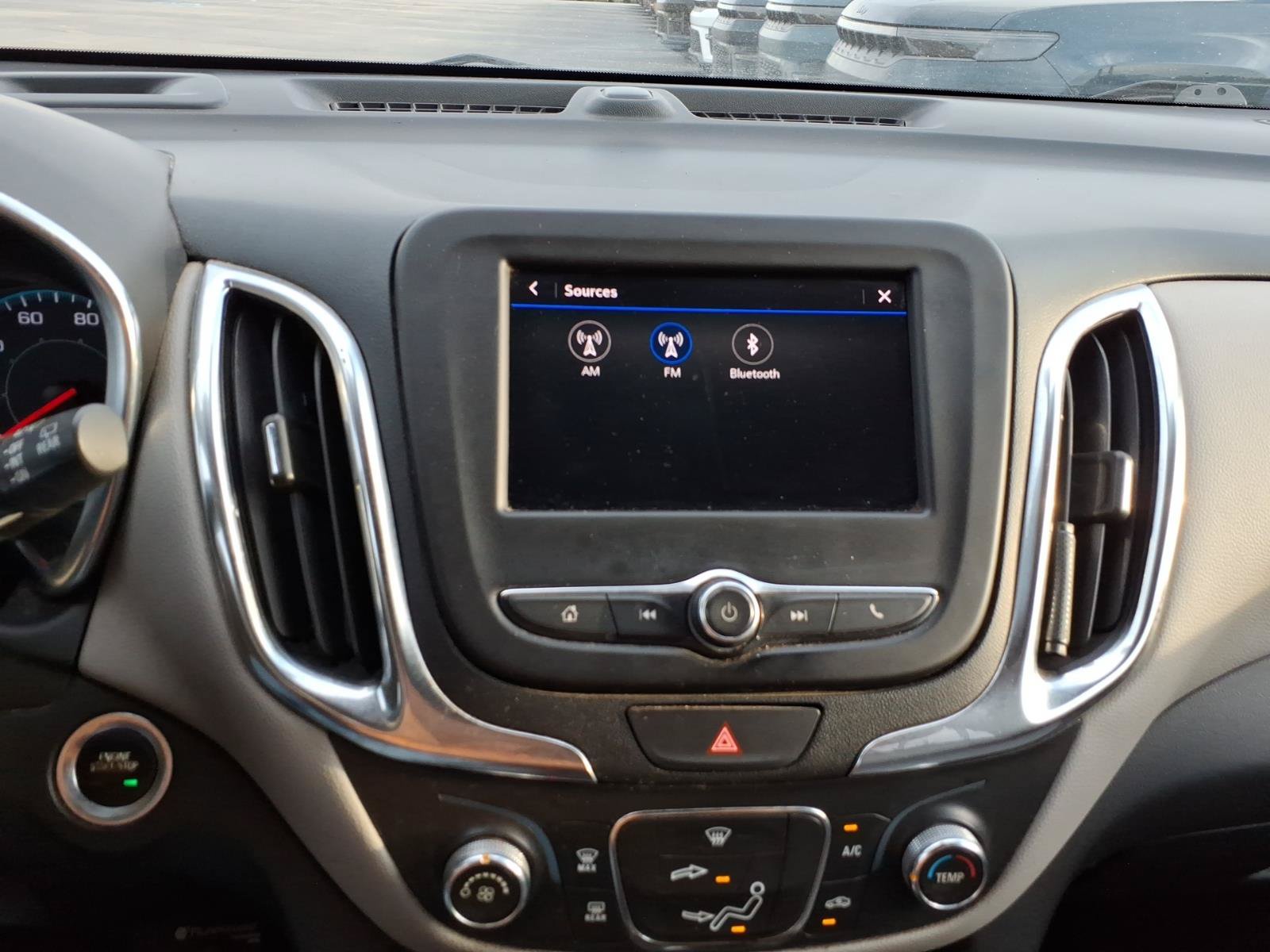 Used 2021 Chevrolet Equinox LS w/ LS Convenience Package FWD image 14